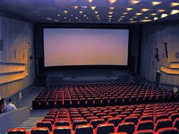Сколько зарабатывают кинотеатры