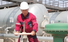 Рабочии нефтяной отрасли