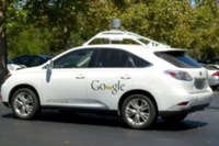 Самоуправляемые автомобили от Google попадают в ДТП