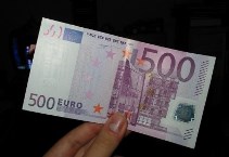 ЕЦБ предсказывает медленную смерть банкноты в 500 евро