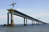 Кому помешал мост через Керченский пролив