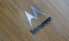 Упрямый Lenovo цепляется за разрушенный имидж Motorola