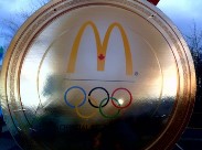 McDonald's прекращает спонсорство на Олимпийских играх